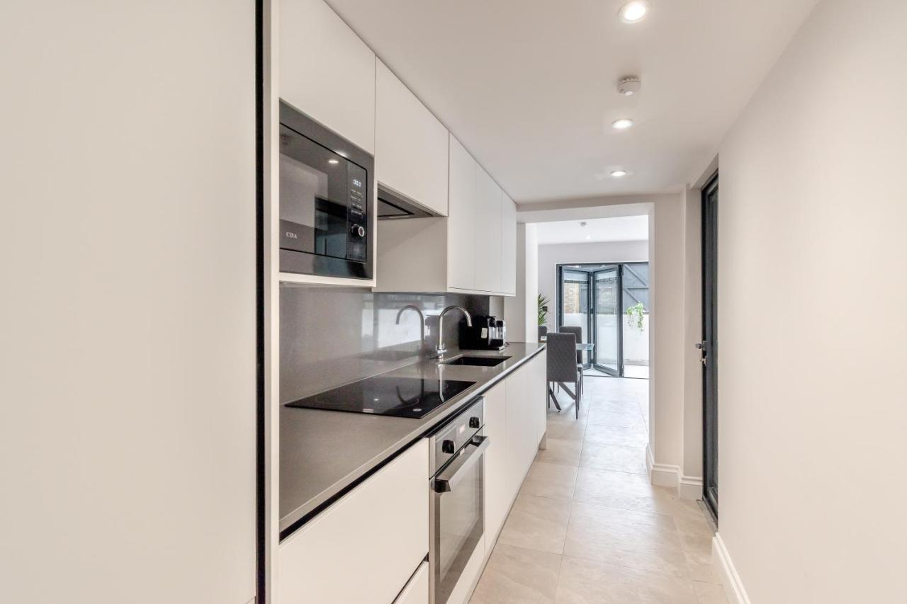 Апартаменти Modern Garden Flat With Private Parking Лондон Екстер'єр фото