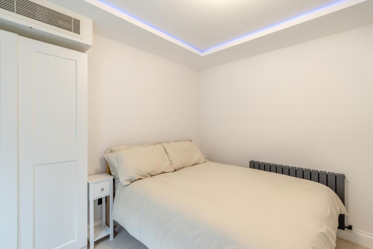 Апартаменти Modern Garden Flat With Private Parking Лондон Екстер'єр фото